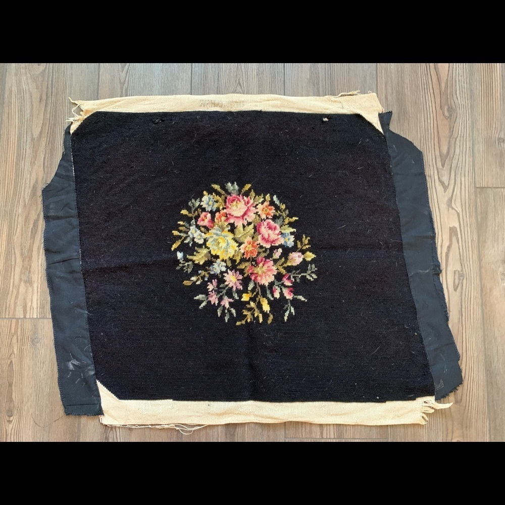 Embroidery - Picture 2 of 7